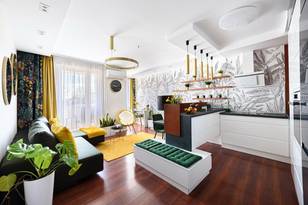 Hid19 Apartman Gyor Belvaros-Free Parking-Terrace Az Rq Vizi Elmenypark Es Gyogyfuerdonel Exteriör bild