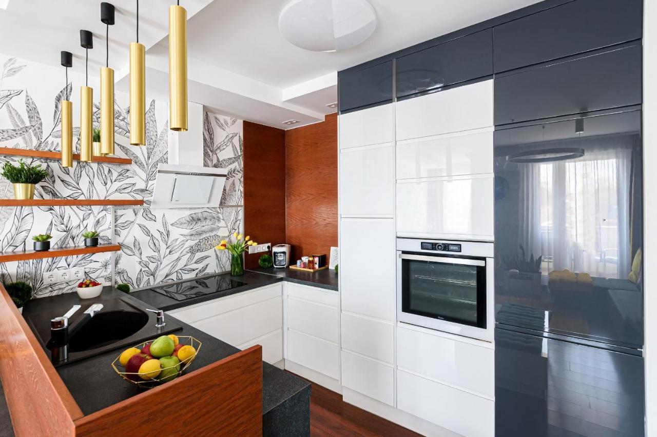 Hid19 Apartman Gyor Belvaros-Free Parking-Terrace Az Rq Vizi Elmenypark Es Gyogyfuerdonel Exteriör bild
